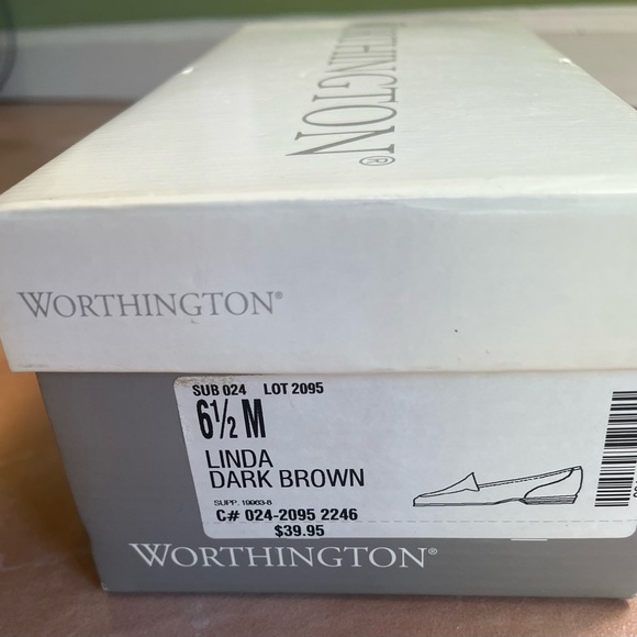 Woman’s Worthington Flat Shoes - Picture 6 of 7